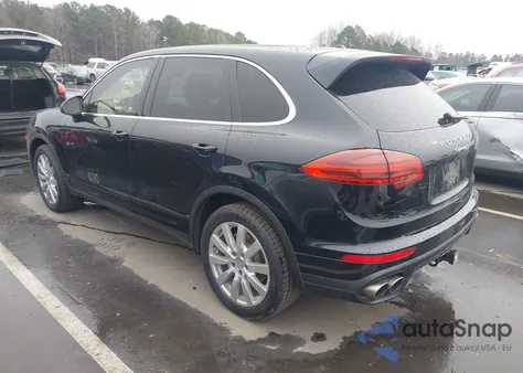 2015 Porsche Cayenne S z USA, uszkodzony, nr VIN WP1AB2A26FLA56184